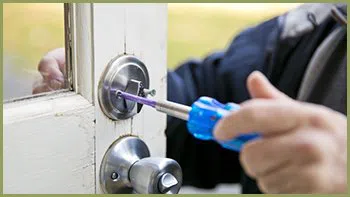 Anchor Locksmith Store New York, NY 212-457-2525 - Lock-Changing